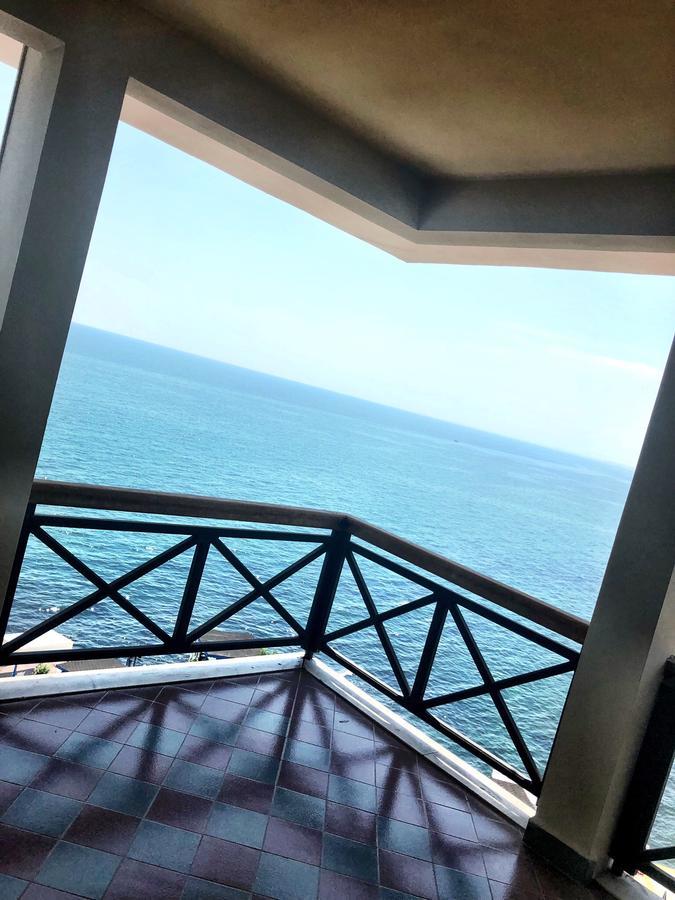 家庭水疗度假村和海水浴温泉 Selimpasa 外观 照片