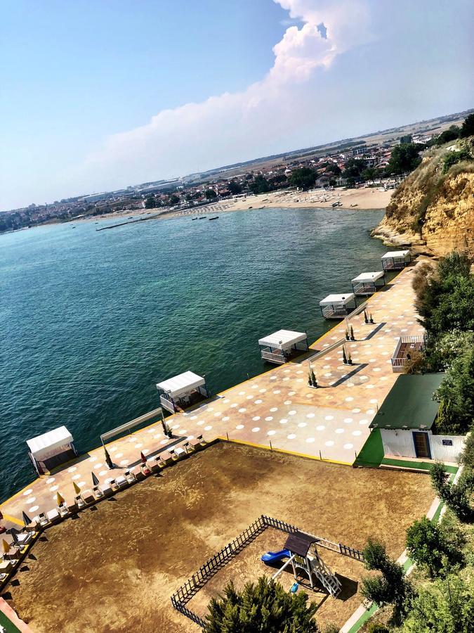 家庭水疗度假村和海水浴温泉 Selimpasa 外观 照片
